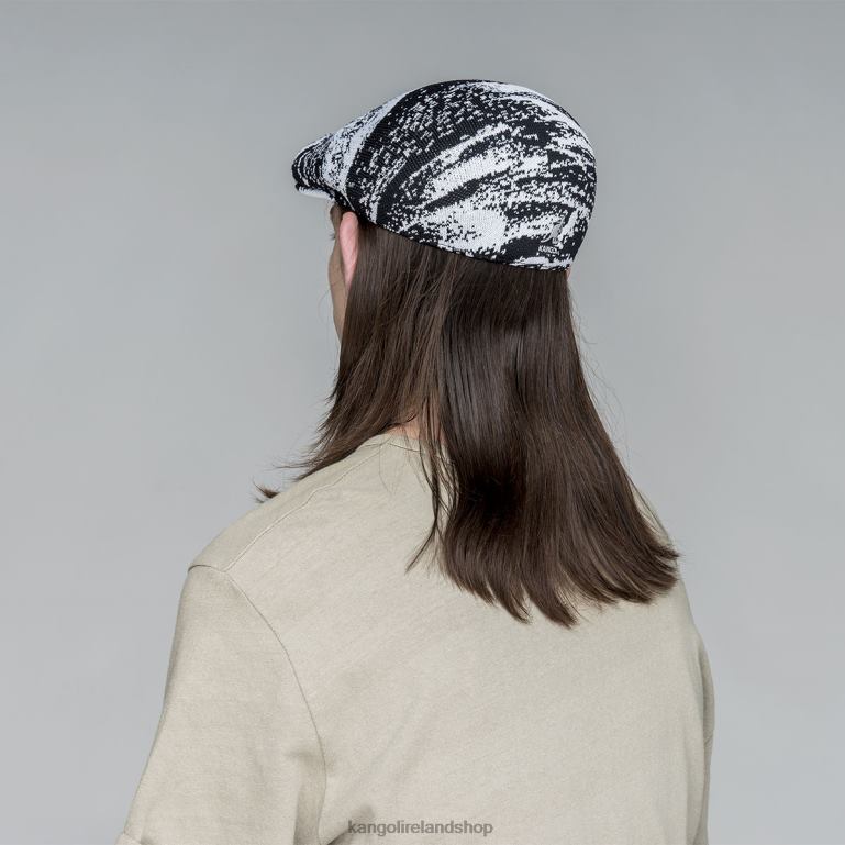 IE Kangol Airbrush 507 Black/White Unisex Accessories 6B26V226