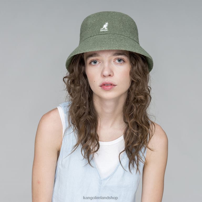 IE Kangol Bermuda Bucket Oil Green Unisex Accessories 6B26V624