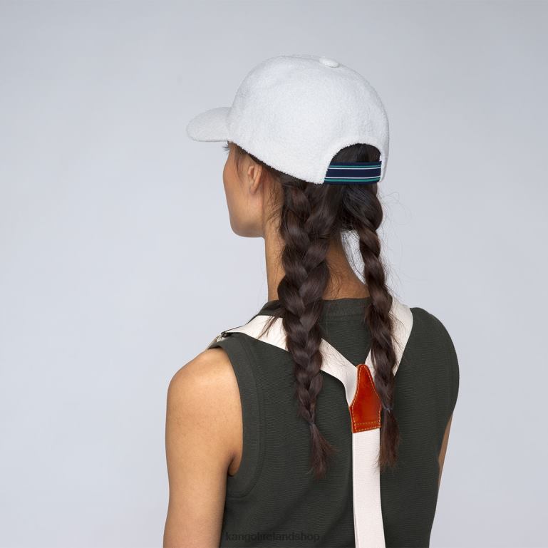 IE Kangol Bermuda Elastic Spacecap White Unisex Accessories 6B26V272