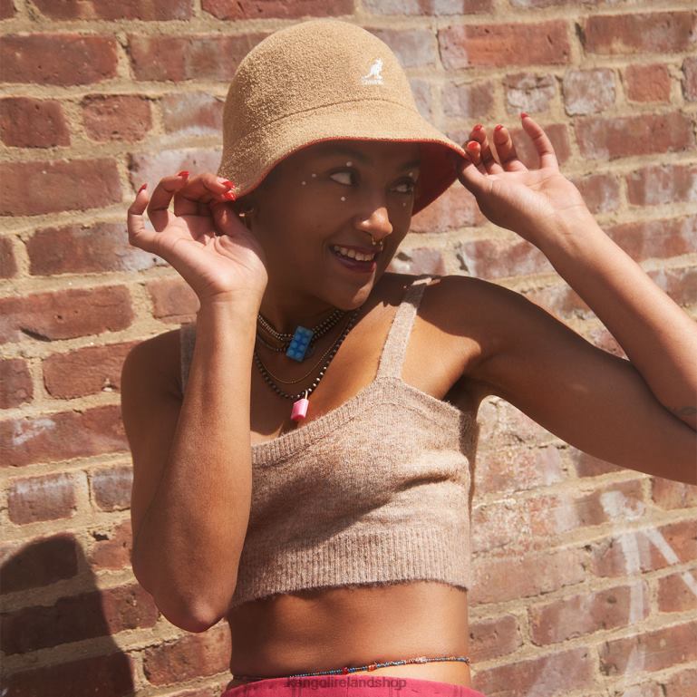 IE Kangol Flip It Reversible Casual White/Black Unisex Accessories 6B26V506