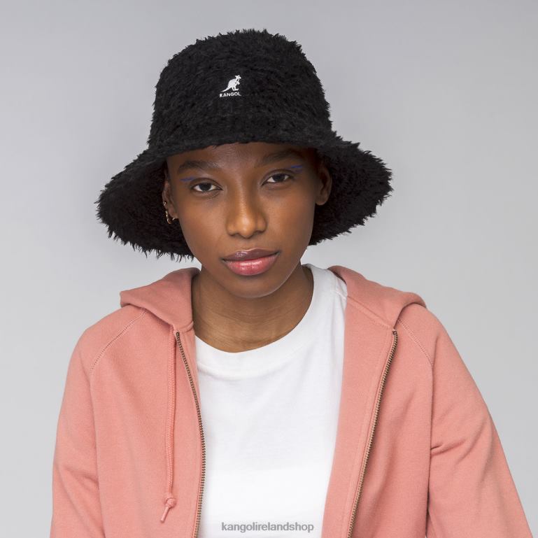 IE Kangol Furry Braid Lahinch Black Unisex Accessories 6B26V549