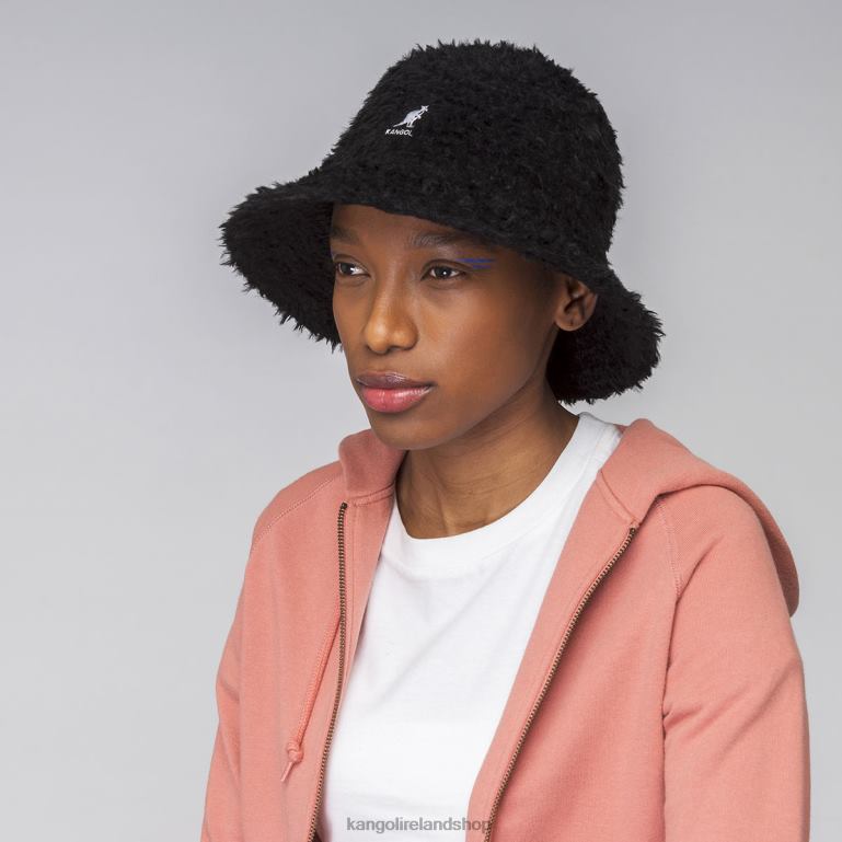 IE Kangol Furry Braid Lahinch Black Unisex Accessories 6B26V549