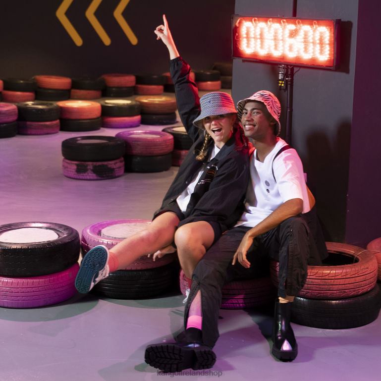 IE Kangol Out of this World Jacket Black Unisex Clothing 6B26V1202